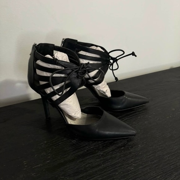 BCBGeneration Delphina Heels - Black Lace-Up Pointed Toe Pumps, Size 9 - Picture 3 of 7